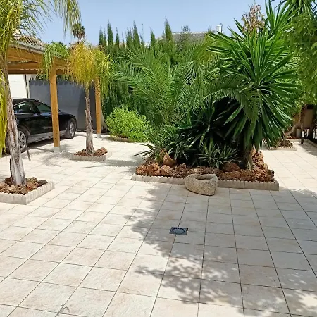 De Lujo En טורמולינוס